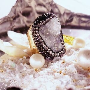 Ocean Salt White Gleaming Irregular Crystal Statement Ring One Size